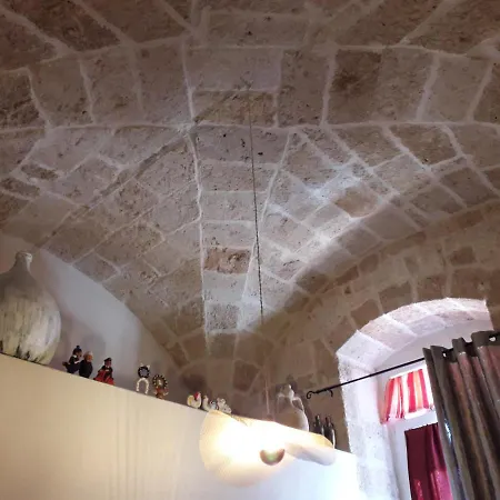 Dimora Delle Badesse Bed and Breakfast 3*