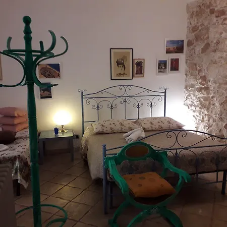 Dimora Delle Badesse Конверсано