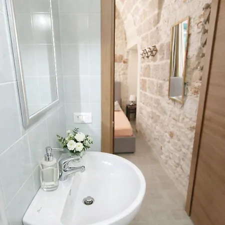 Dimora Delle Badesse Bed & Breakfast Conversano